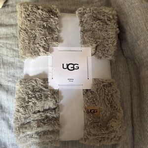 Brand new UGG blanket